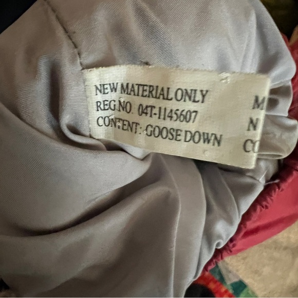 The North Face down slippers size 7-9 - Picture 7 of 7